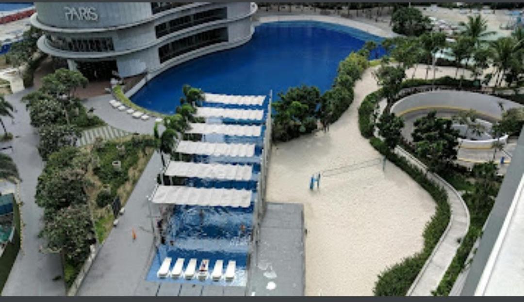 Azure Urban Resort Residences Manila Dış mekan fotoğraf